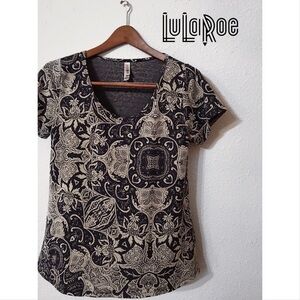 LuLaRoe classic floral tee NWOT